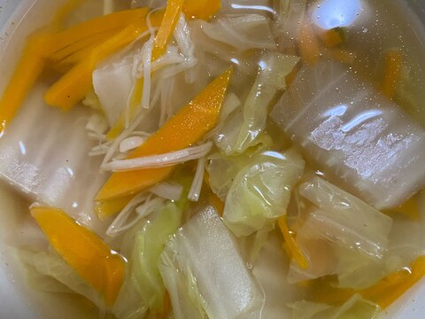 白菜コンソメスープ